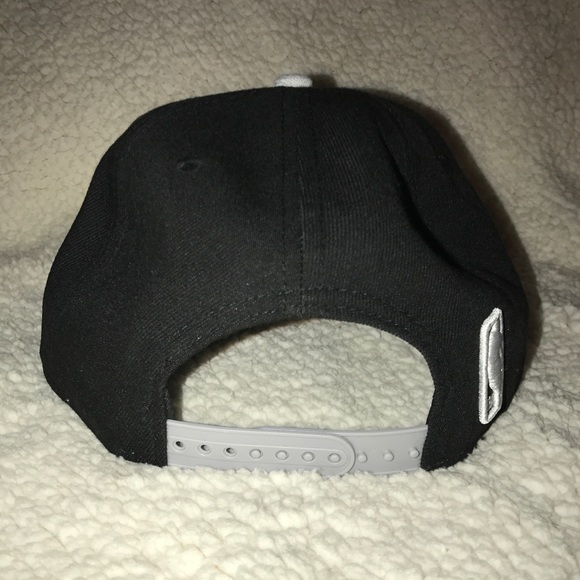 Spurs SnapBack cap - Picture 2 of 3